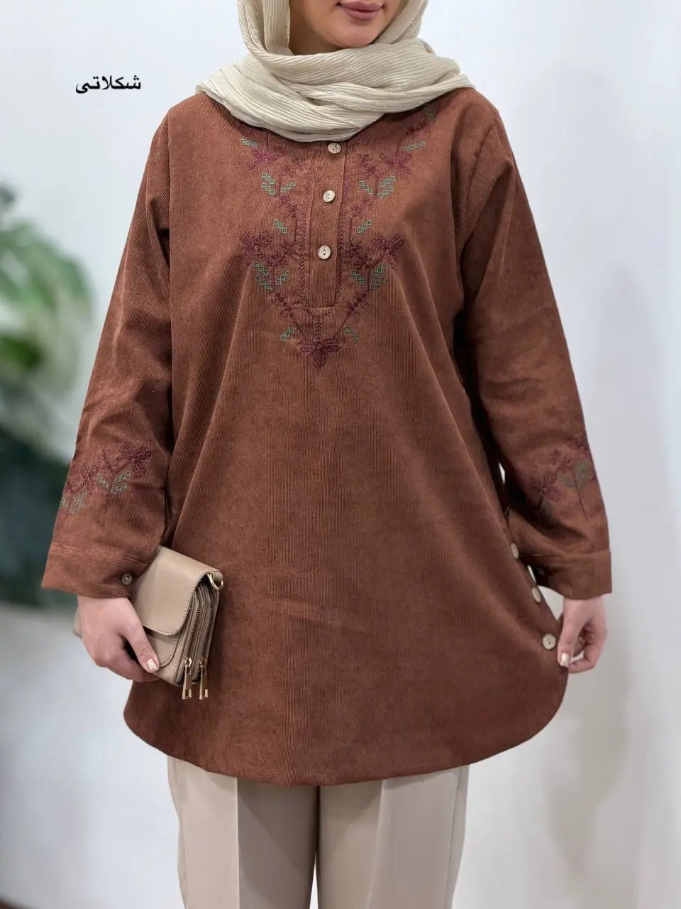 مانتو پاییزه گلدوزی شادی 1